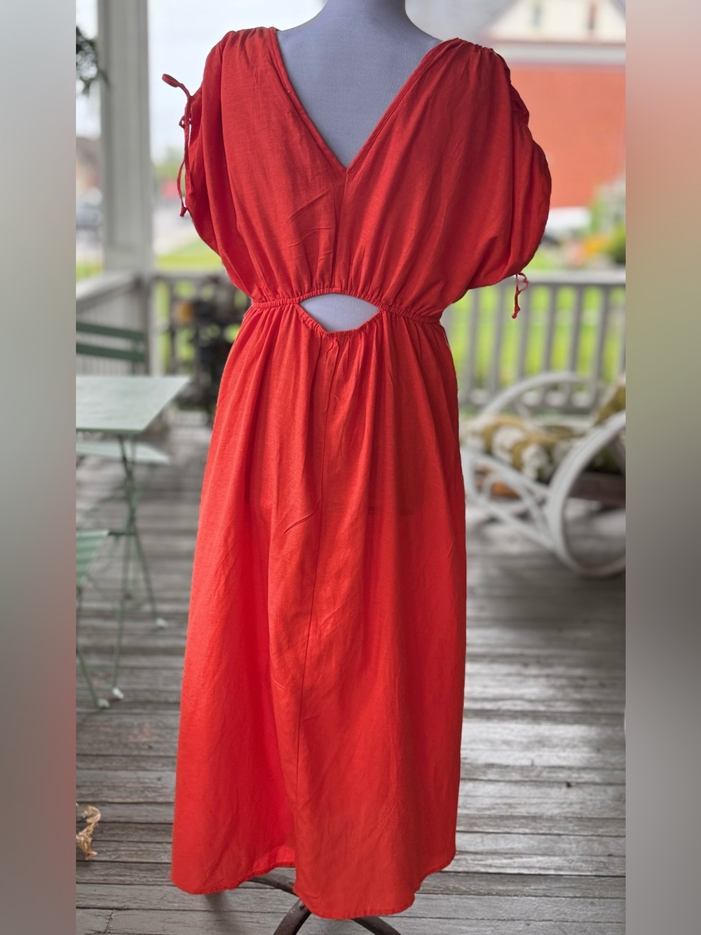 Sincerely Jules Coral‑Red Linen Maxi Dress w/ Center Cutout – Sz M - Picture 5 of 8